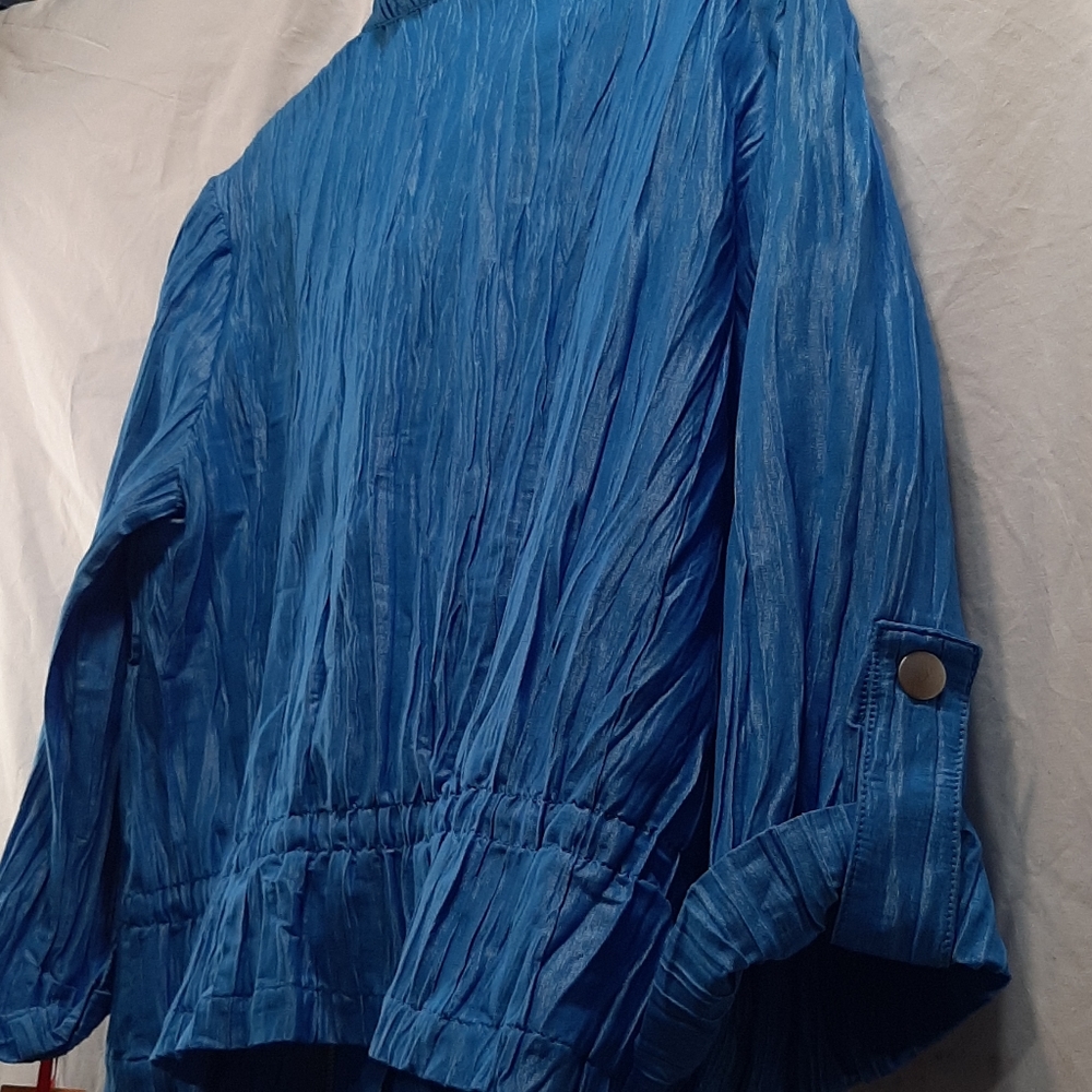Jacket - Picture 3 of 5